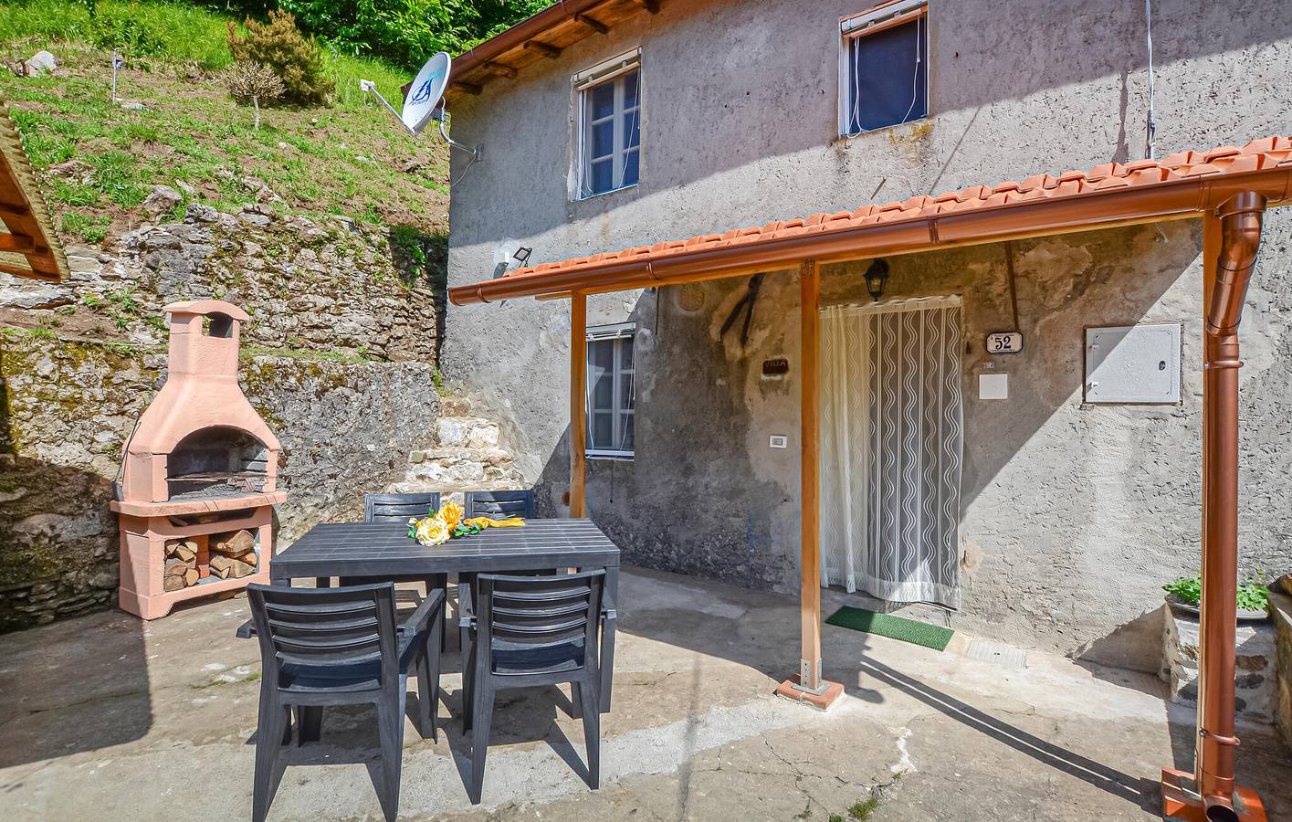 Gemütliche Gartenwohnung mit Kamin und Parkplatz! in Stazzema, Italienische Riviera