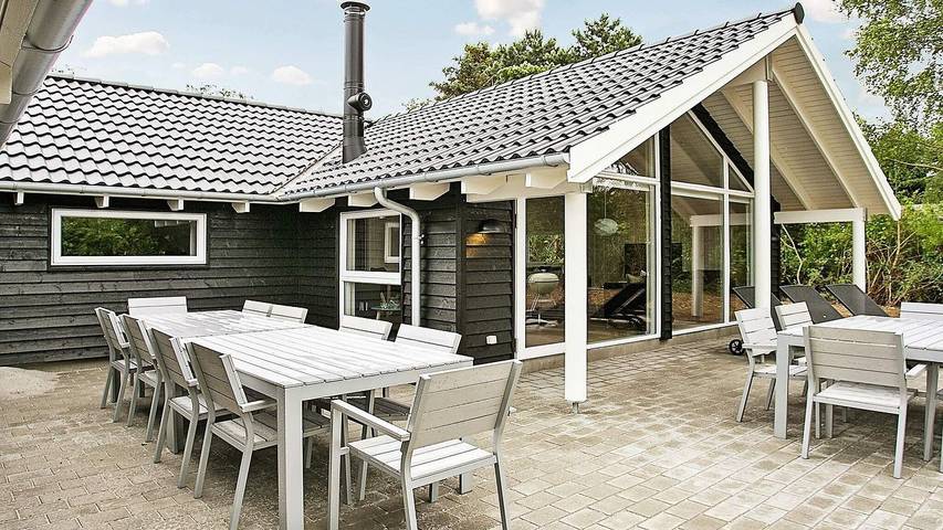 Ferienhaus für 15 Personen, mit Terrasse und Pool sowie Sauna und Whirlpool in Tisvilde - 3