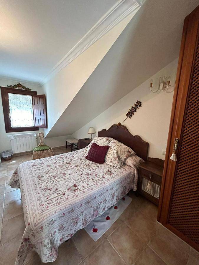 Hotel para 17 personas, con terraza - 1