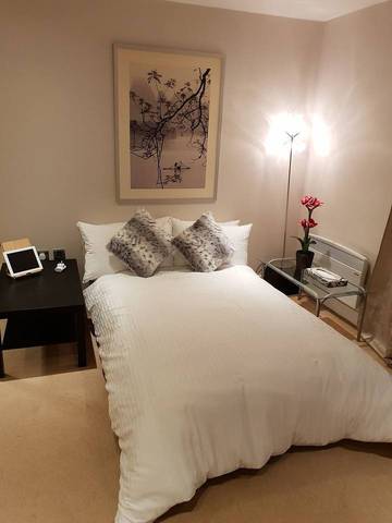 Holiday Apartment for 6 People in Birmingham, Birmingham Area, Photo 3