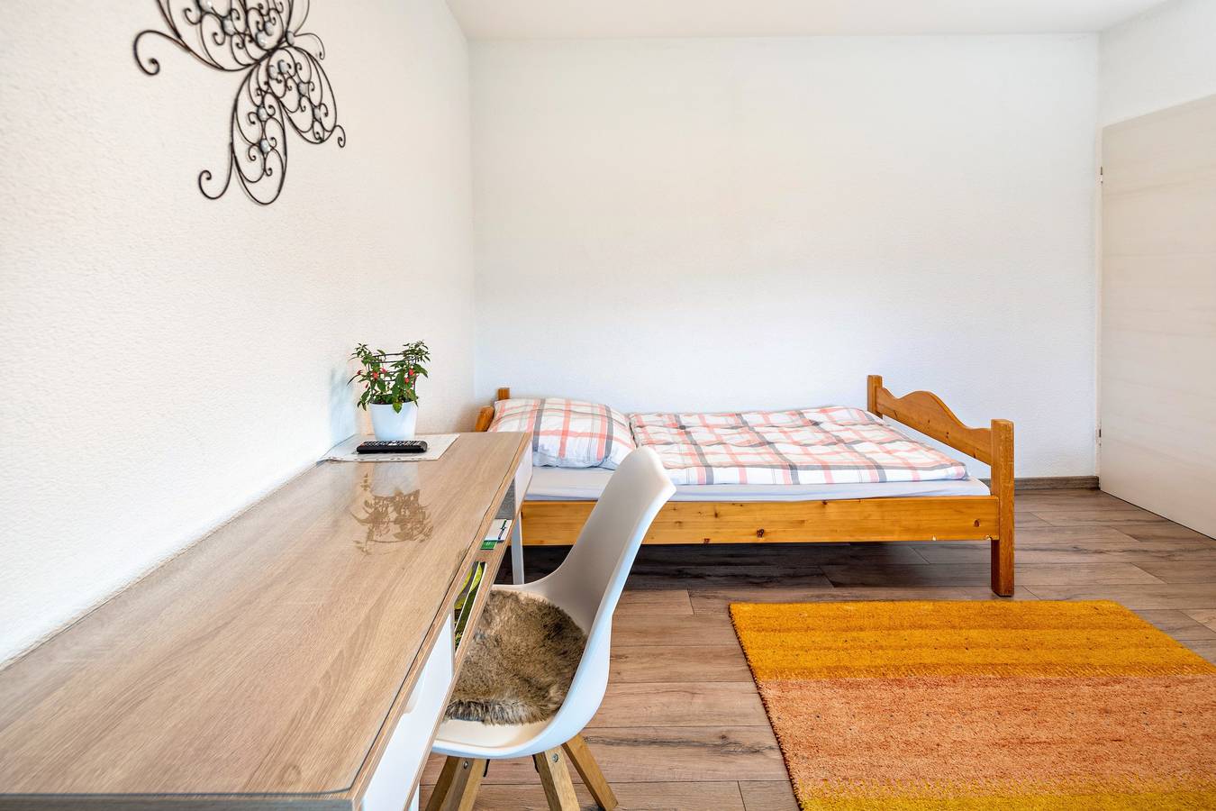 Ganze Wohnung, Ferienwohnung 'Wasserturmblick' mit Bergblick, privater Terrasse und Wlan in Bebra, Hessisches Bergland