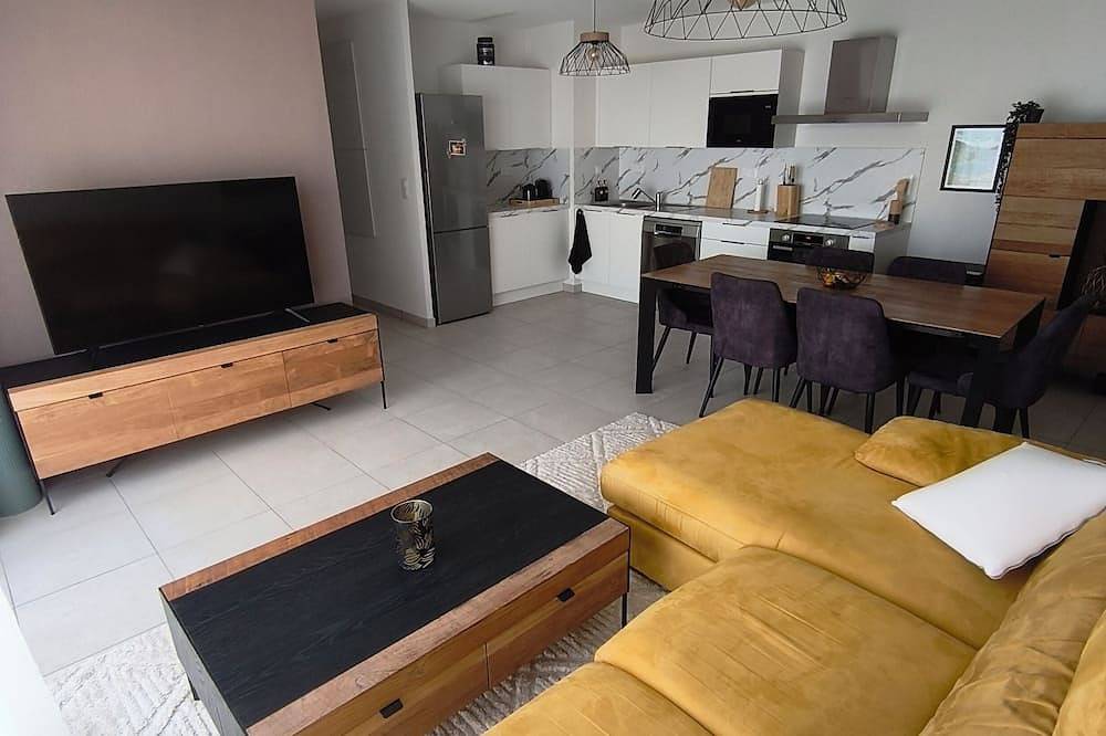 Entire apartment, Luxury, modern, and cozy apartment just 5 minutes from the golf course in Baillargues, Mediterranean Coast (France)