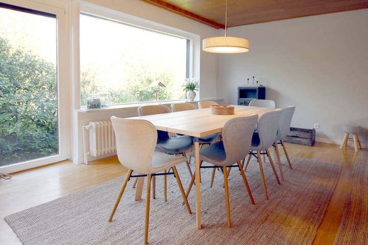Ferienwohnung mit Garten, insgesamt 6- Zimmern, 4 Sz und 3 Bädern auf ca. 160qm. in Wyk auf Föhr (Stadt), Wyk auf Föhr