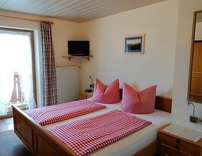 Ferienwohnung für 2 Personen, mit Balkon in Hopferau