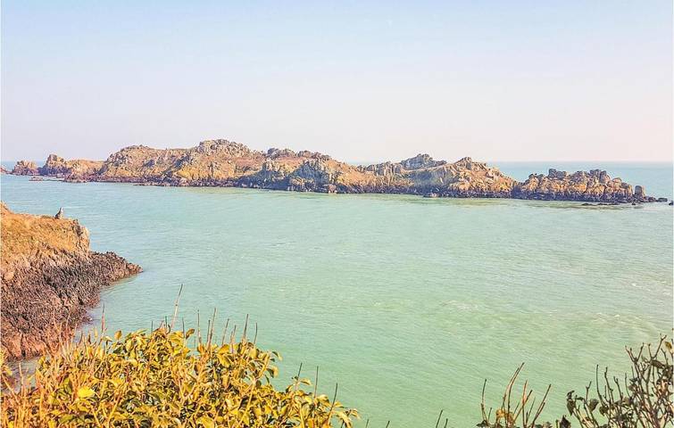 Location de vacances pour 4 personnes, avec jardin à Hirel - 4