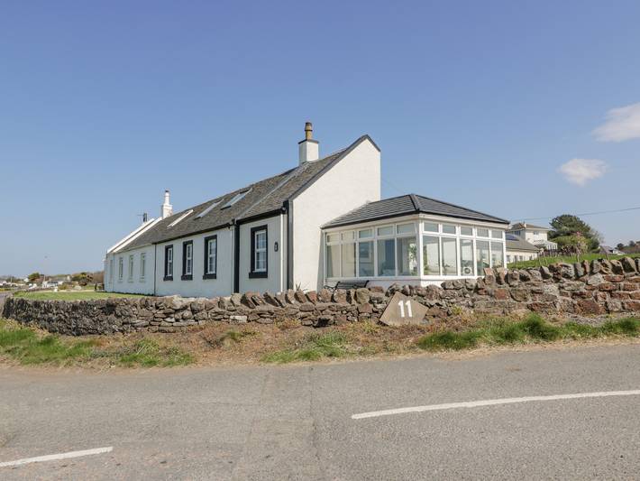 Cottage for 6 people, with garden, with pets in South Ayrshire