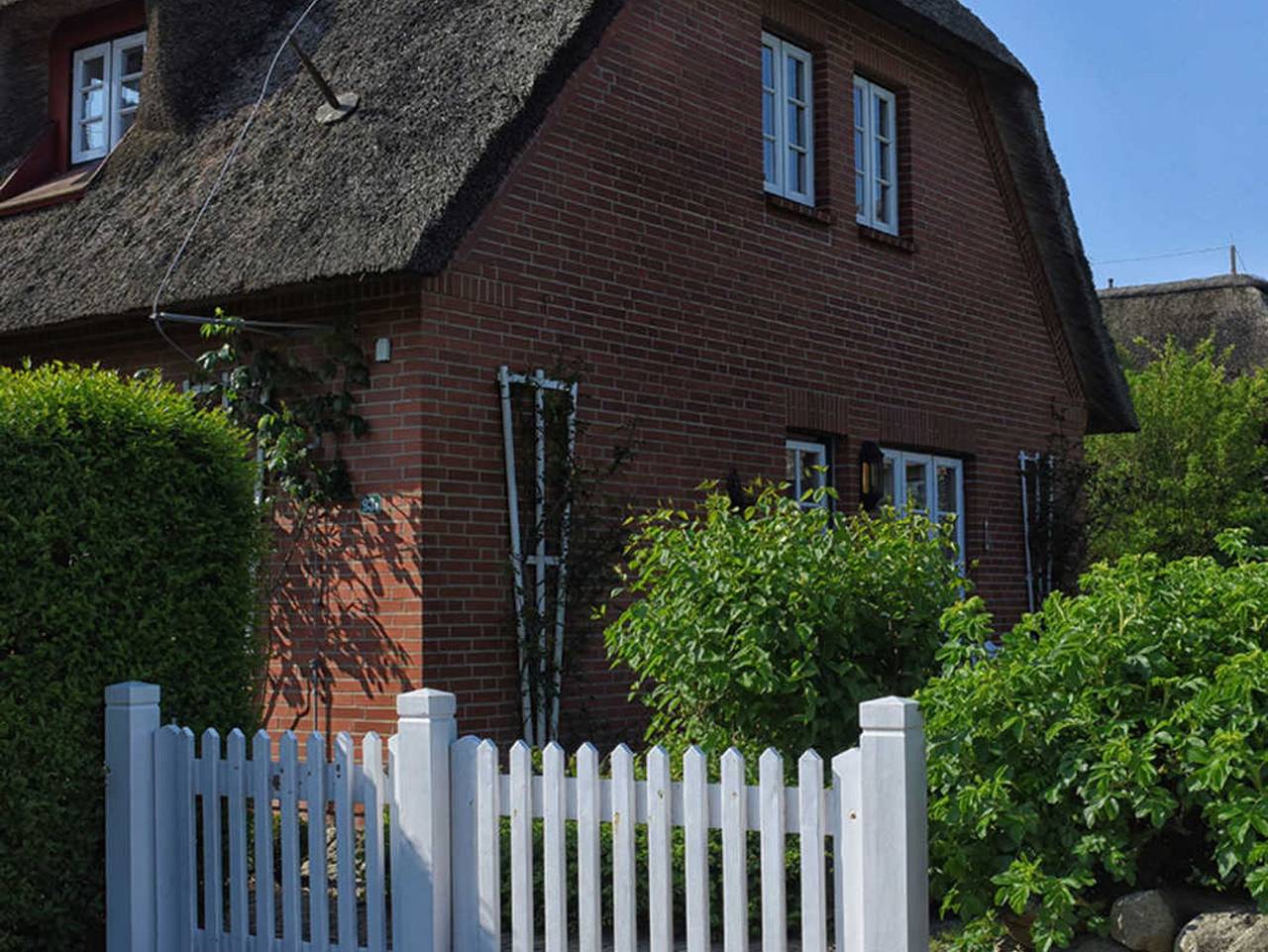 Dörpstrat 93a - Reetgedecktes Urlaubsdomizil in Oevenum, Föhr