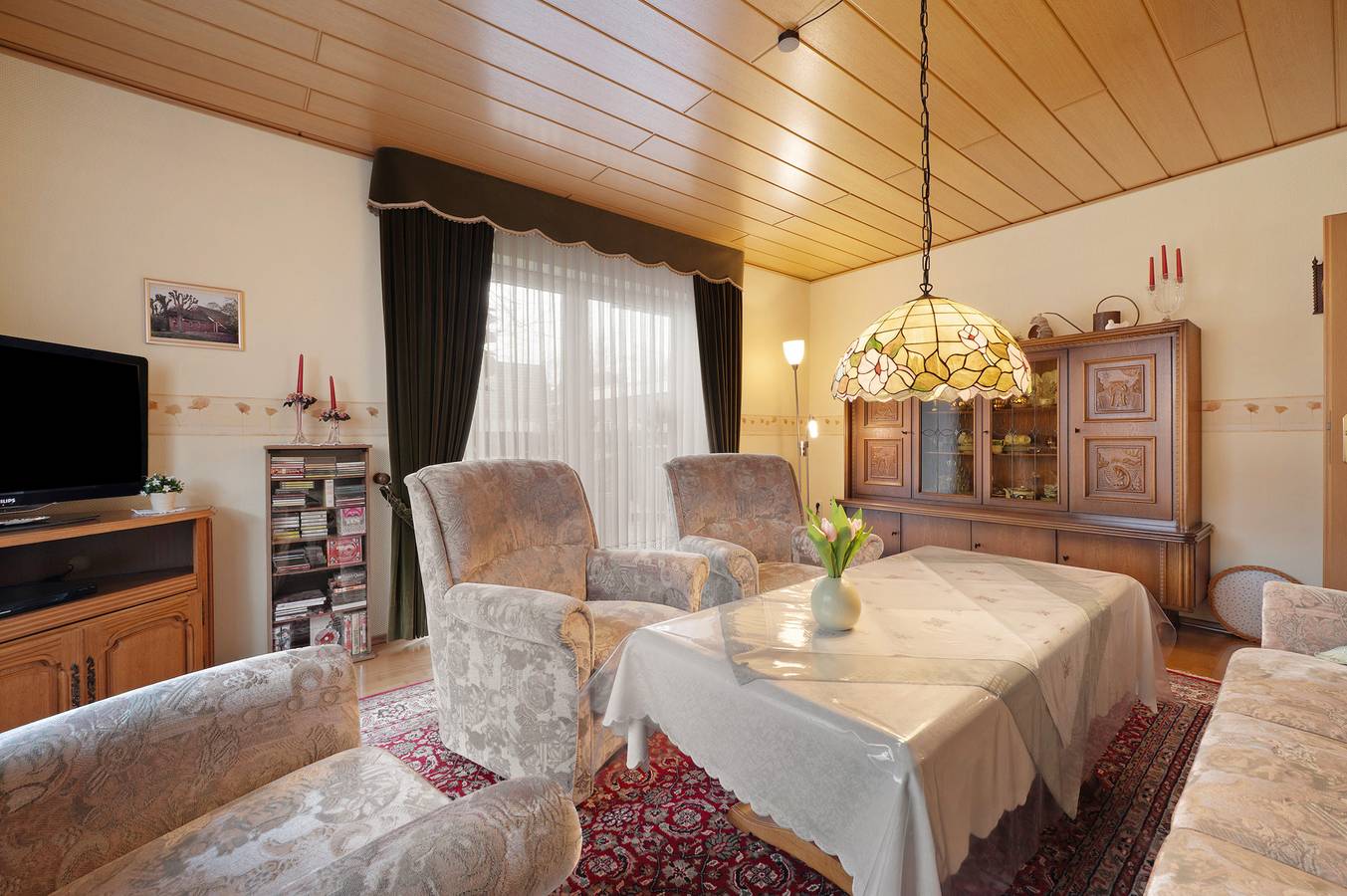 Ganze Wohnung, Ferienwohnung 'Kaiser' mit Gemeinschaftsterrasse, Gemeinschaftsgarten und Wi-Fi in Südbrookmerland, Landkreis Aurich
