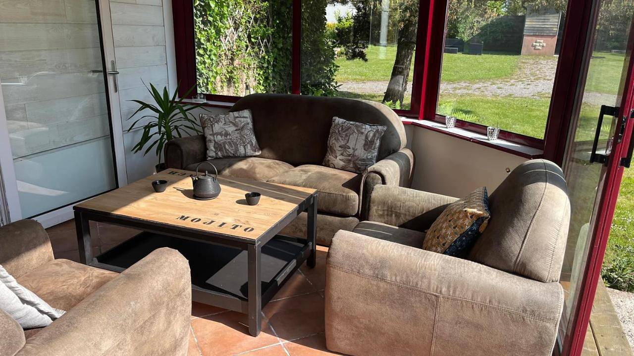 Maison de maître. Calme, Wifi, Cour fermée. in Feuquières-en-Vimeu, Région d'Abbeville