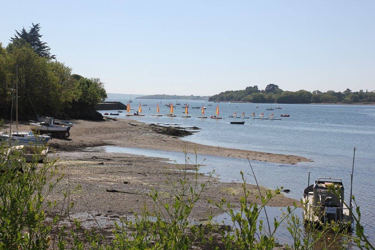 Loch Monna in Loperhet, Región de Brest