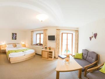 Hotel für 2 Personen in Oberammergau, Ammergauer Alpen, Bild 4