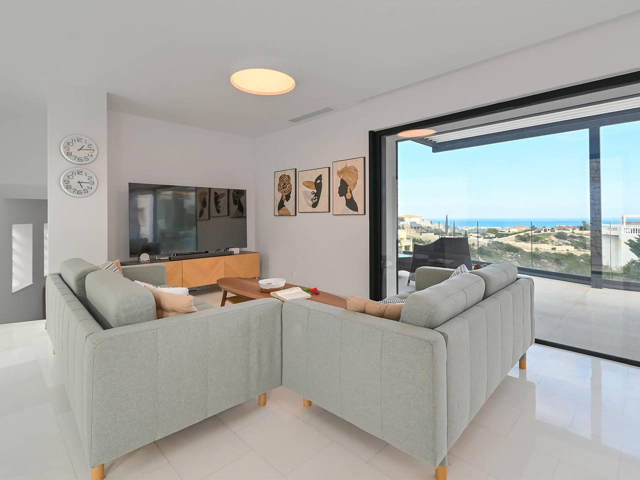 Moderne Villa mit privatem Pool und Klimaanlage in Denia in Montgo, Dénia