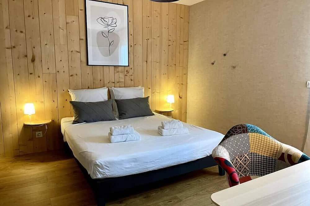 Gites-domainedupin, cottage Bain Nordique Privé in Mosnes, Région de Tours