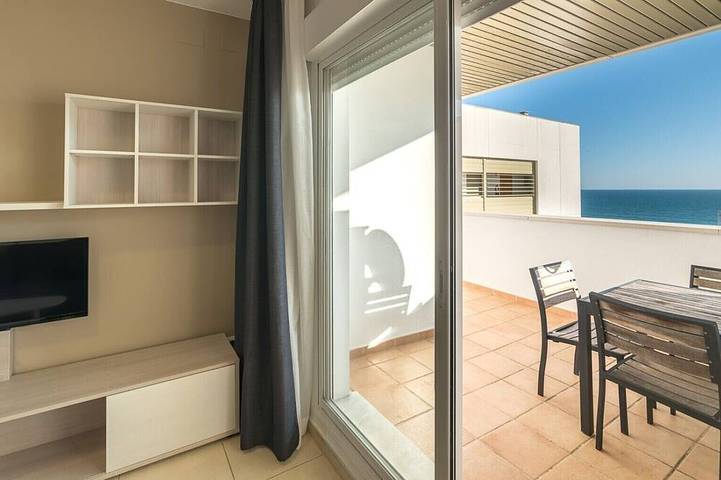 Holiday apartment for 5 people, with garden and pool as well as terrace - 1