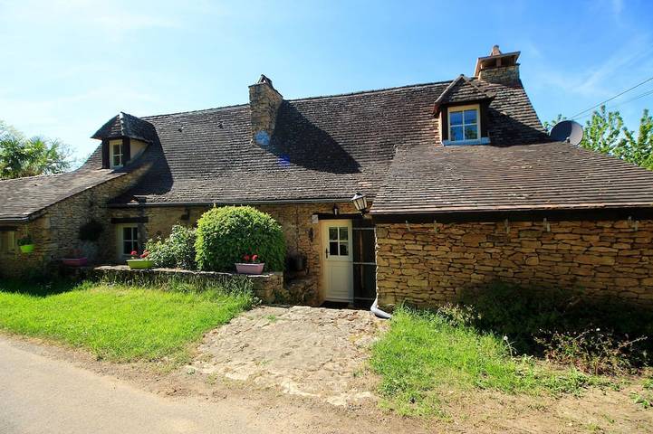 Maison de vacances pour 40 personnes, avec Terrasse et Jardin à Le Buisson-de-Cadouin