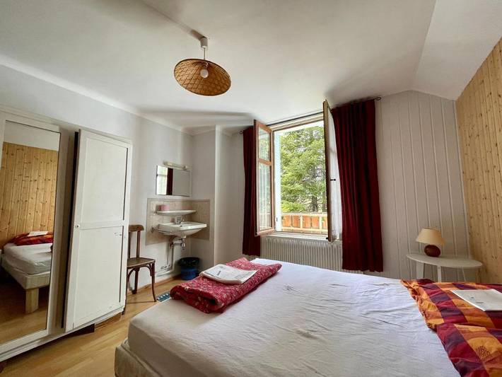 Chalet pour 3 personnes, avec jardin et vue, animaux acceptés dans Queyras - 4