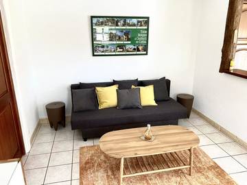 Gîte pour 2 personnes, avec terrasse et jardin, animaux acceptés à Arnac