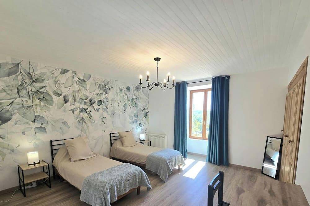Maison tout confort avec parking, campagne - 4 pers. in Val de Louyre et Caudeau, Périgord Pourpre