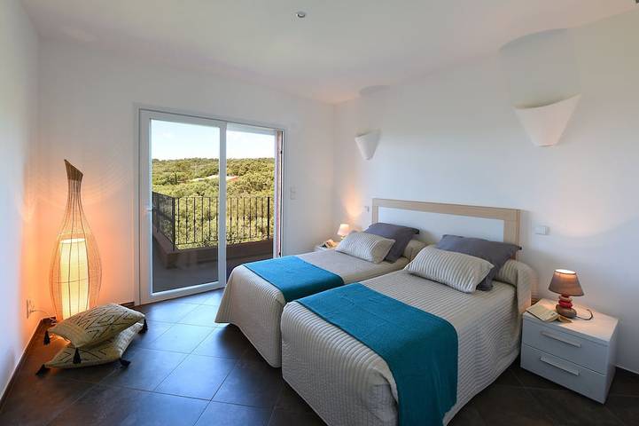 Gîte pour 6 personnes, avec balcon et jardin dans Plage de Tenutella - 3