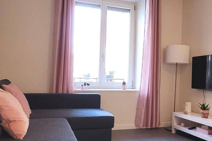 Gîte pour 4 personnes, avec terrasse dans Office de Tourisme de Lons le Saunier - 2