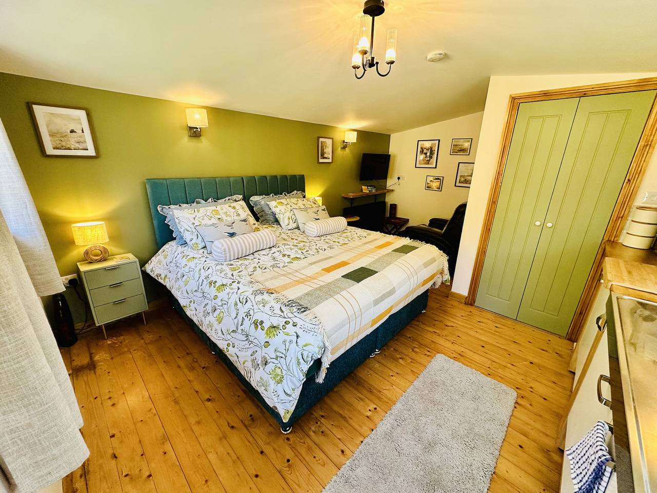 Harvey's Lodge in Cornwall