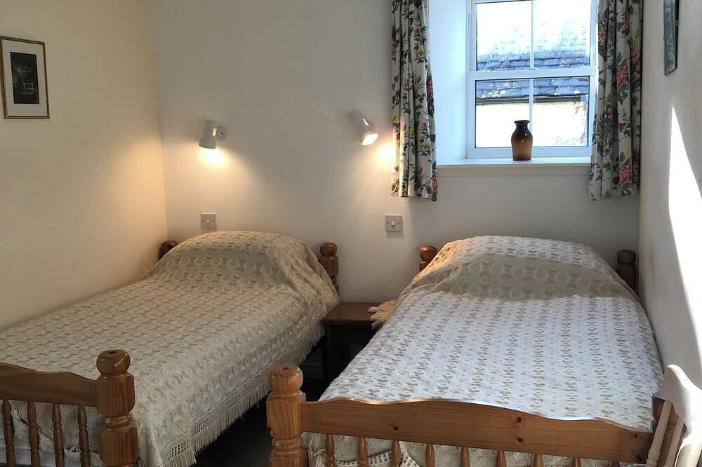 Ardnadrochet Stable Cottage - Peaceful location for wildlife lovers in Loch Linnhe