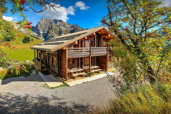 Chalet pour 13 personnes, avec jacuzzi et jardin à La Clusaz - 2