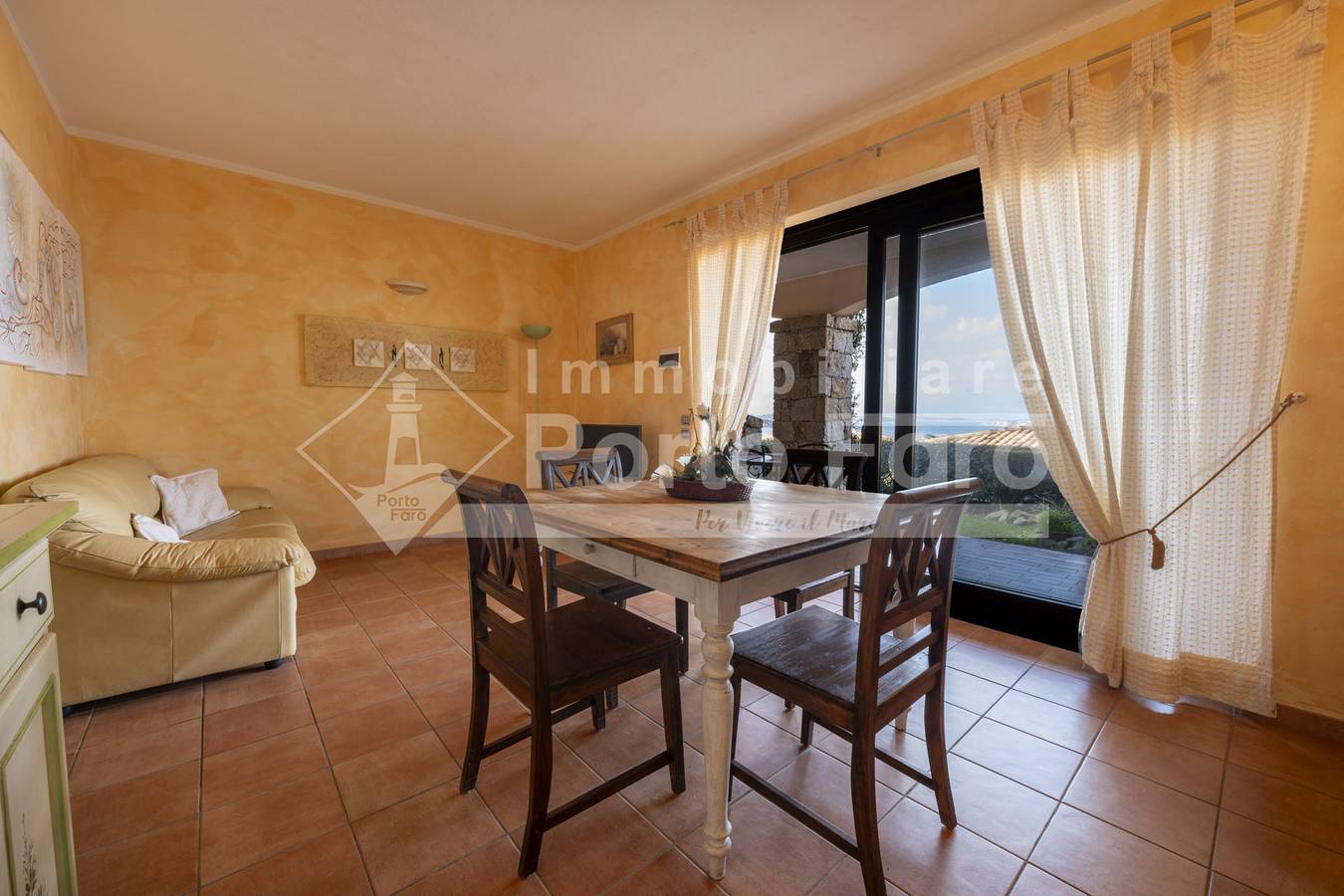 Ganze Ferienwohnung, Ferienwohnung für 6 Personen mit Garten in Palau (dorf), Palau (Sardinien)