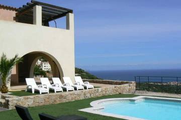 Villa pour 25 personnes, avec jacuzzi et jardin à Monticello