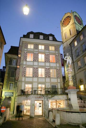 Hôtel pour 2 personnes, avec vue, animaux acceptés à Neuchâtel
