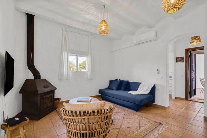 Villa 'El Dormilon' mit privatem Pool, privater Terrasse und WLAN in Cap Martí, Jávea