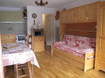 Gîte pour 4 personnes, avec balcon à La Salle-les-Alpes