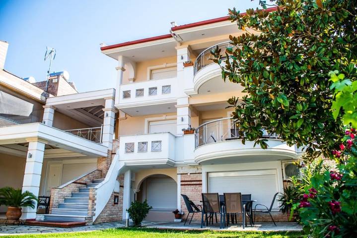 Ferienwohnung für 4 Personen, mit Terrasse und Garten