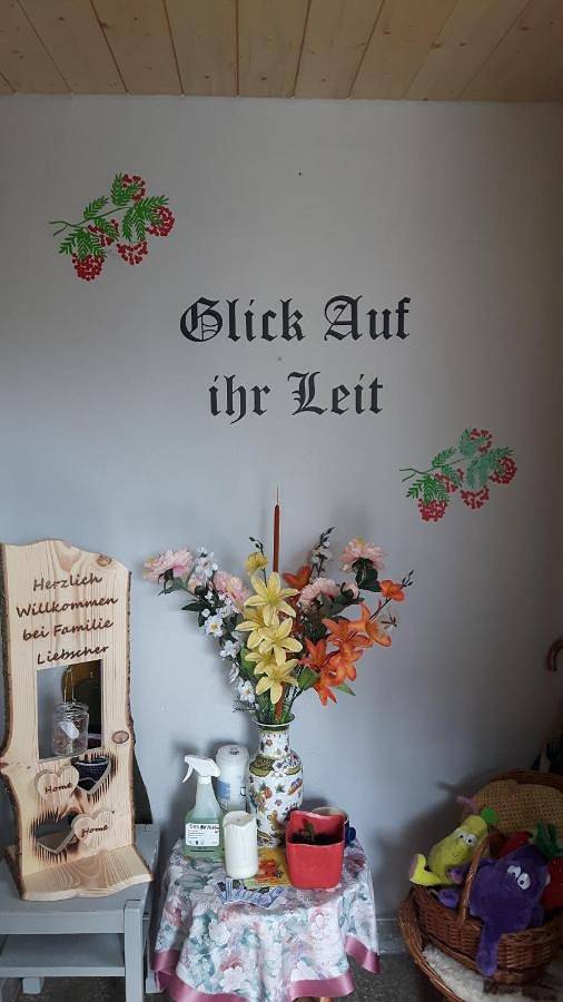 Ferienwohnung für 6 Personen, mit Terrasse und Garten sowie Ausblick
