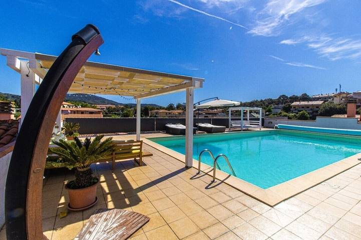 Ferienwohnung für 12 Personen, mit Balkon in Porto Azzurro