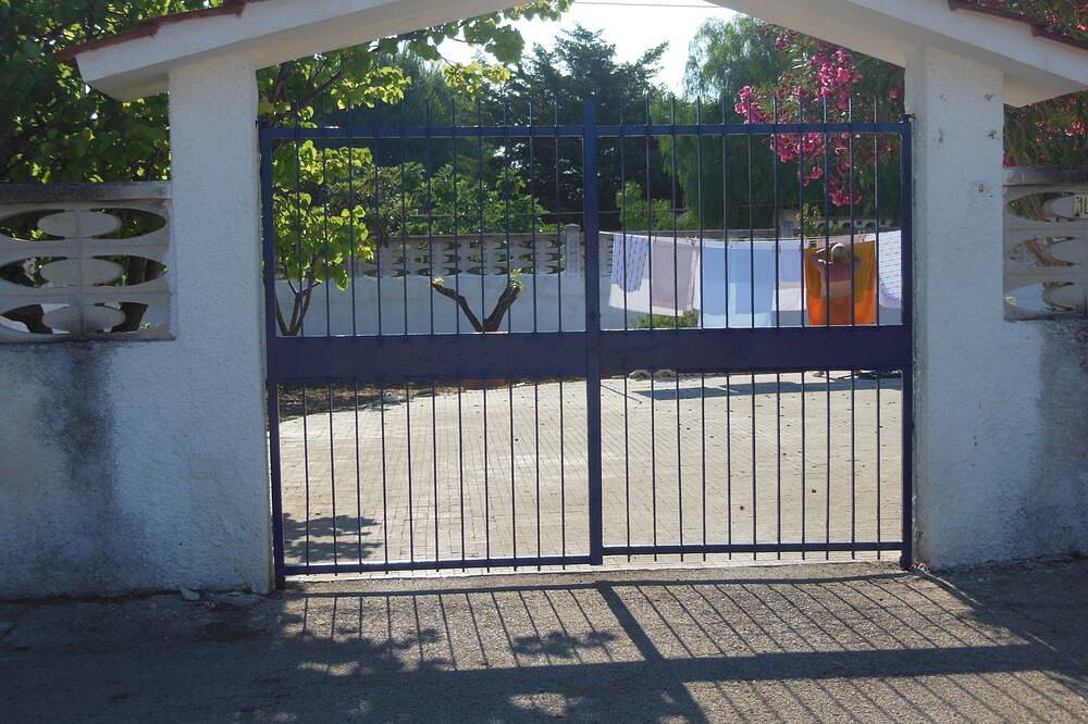 Appartamento intero, Natura incontaminata e storia ti aspettano a Le Casette di Lizzano in Marina di Lizzano, Lizzano (disambigua)