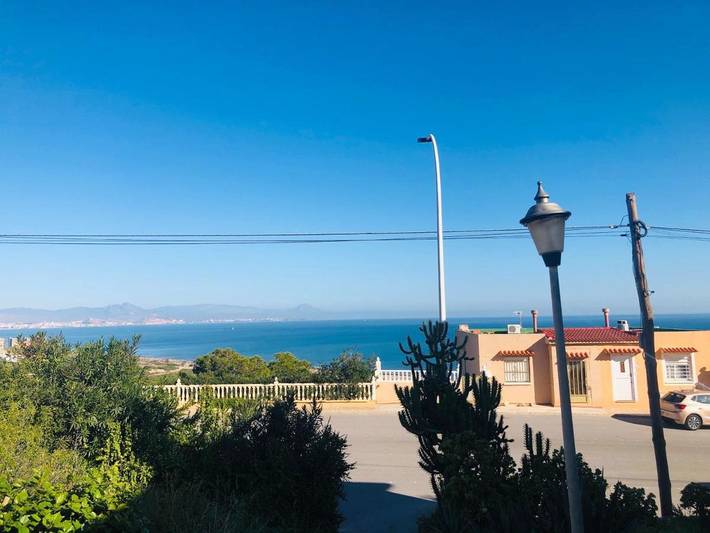 Casa rural para 5 personas, con Balcón y Jacuzzi además de Terraza y Jardín en Santa Pola - 3