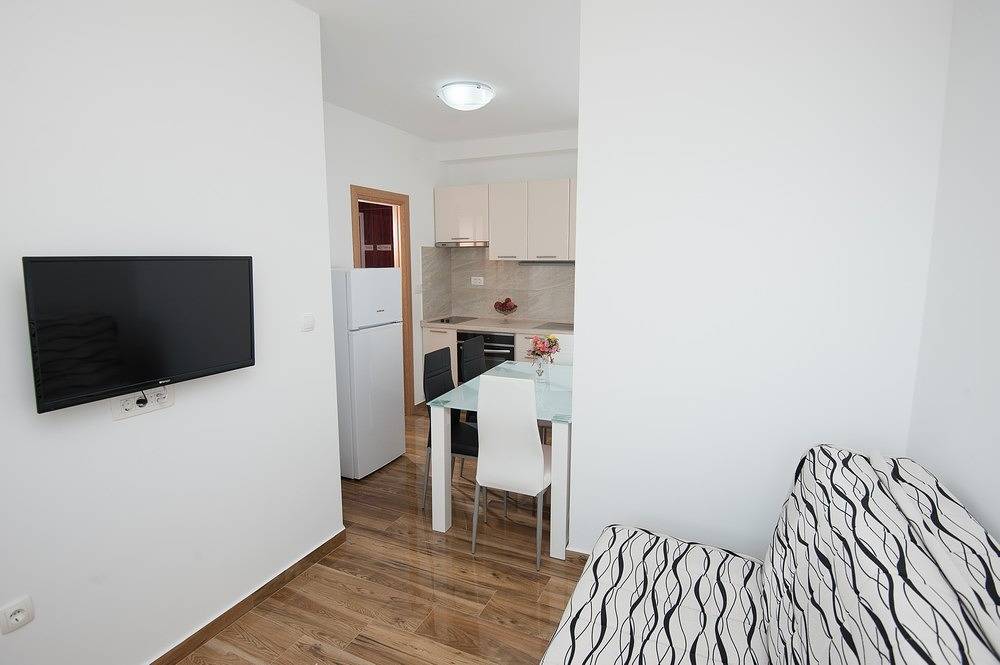 Cały apartament, Apartament w Podstrana-Sv.Martin z Widok na morze, balkon, Klimatyzacja, Wifi (5117-7) in Podstrana, Żupania splicko-dalmatyńska