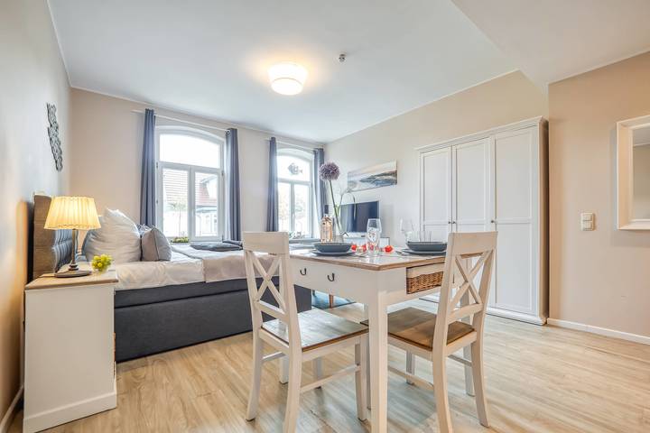 Ferienwohnung für 2 Personen, mit Sauna und Garten in Prerow - 3