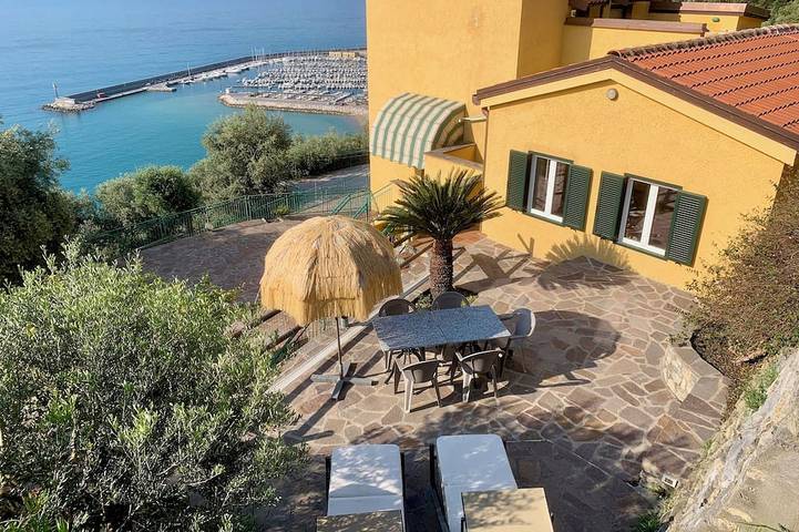 Appartement de vacances pour 5 personnes, avec Terrasse à Selva (Savone)