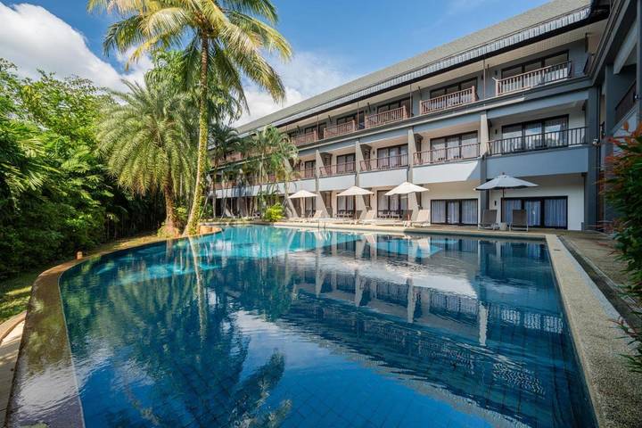 Hôtel pour 2 personnes, avec balcon et piscine - 1