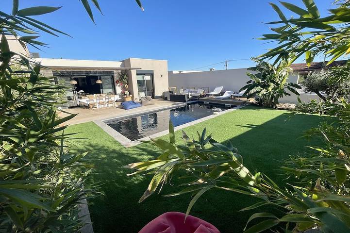 Location de vacances pour 6 personnes, avec Balcon et Jardin à La Farlède