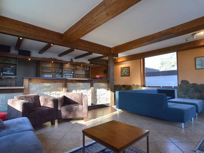 Ferienhaus für 16 Personen, mit Sauna und Terrasse sowie Garten, kinderfreundlich in Lahn-Taunus - 3