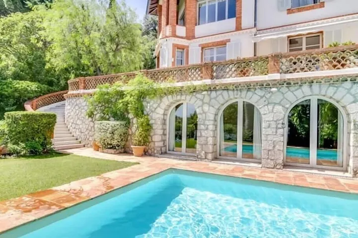 Villa pour 16 personnes, avec jardin ainsi que piscine et balcon - 1