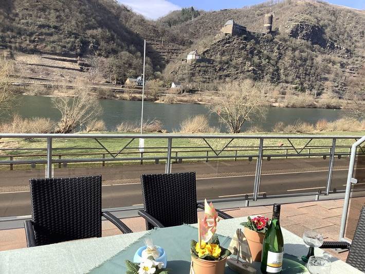 Ferienhaus für 6 Personen, mit Terrasse an der Burg Eltz - 2