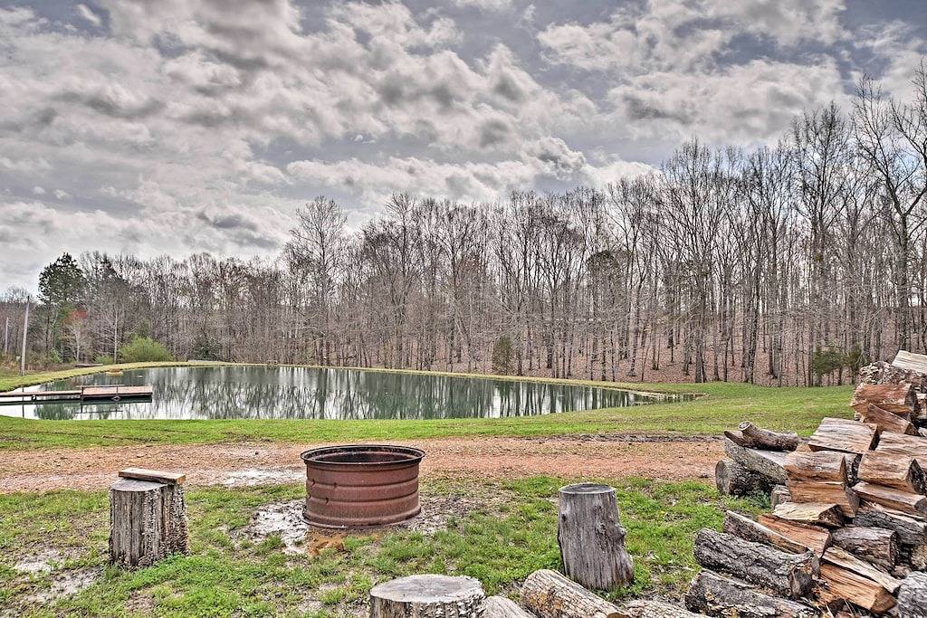 Log Cabin for 6 Guests in Kentucky Lake, Calloway County
