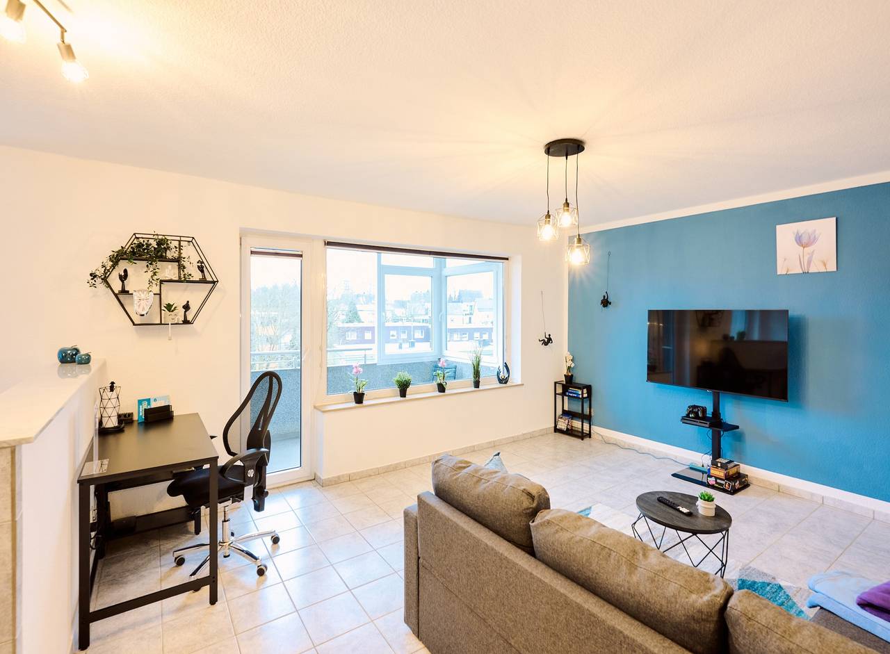 Ganze Wohnung, Ferienwohnung 'Blue Design - Ruhig - Arbeitsplatz' mit Balkon und Wi-Fi in Wuppertal, Bergisches Land