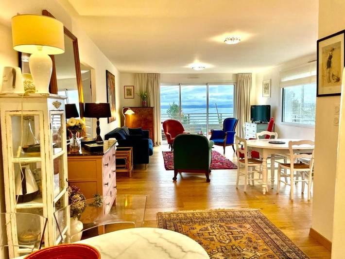 Location de vacances pour 4 personnes, avec vue et jardin à Carantec