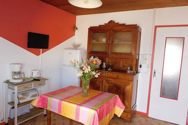 Cottage for 3 people, with balcony, with pets in Loire Valley