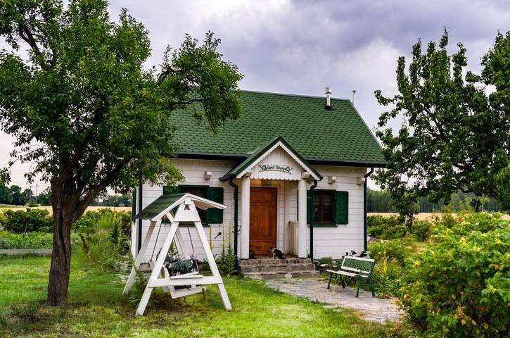 Domek letniskowy dla 6 osób, z Balkon i Taras oraz Ogród i Widok w Województwo łódzkie